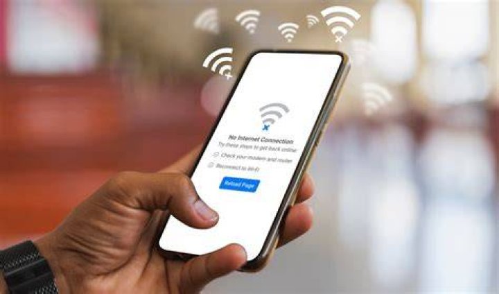 Checking mobile data and internet connection signal strength